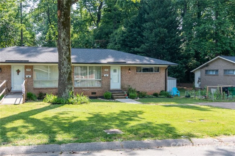 Property image 3 at 536 538 Blendwood Drive, Charlotte, NC 28215