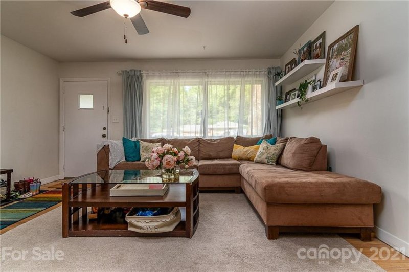 Property image 5 at 536 538 Blendwood Drive, Charlotte, NC 28215