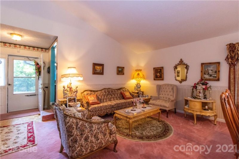 Property image 5 at 407 Cinnamon Way, Flat Rock, NC 28731