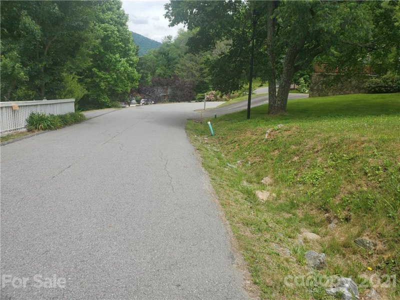 Property image 5 at 5 Whippoorwill Way, Waynesville, NC 28785