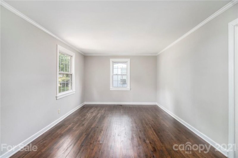 Property image 4 at 228 Keswick Avenue, Charlotte, NC 28206