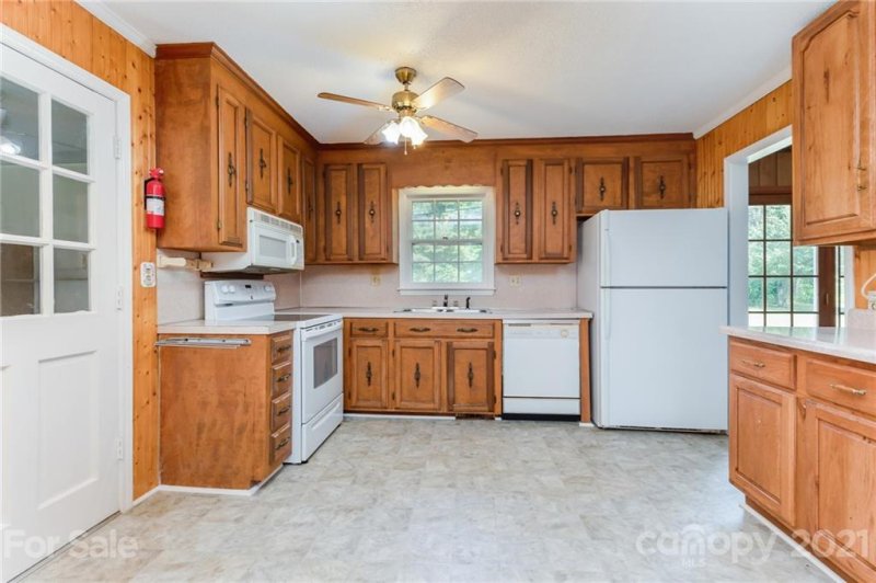 Property image 2 at 879 Nightingale Road, Rock Hill, SC 29732