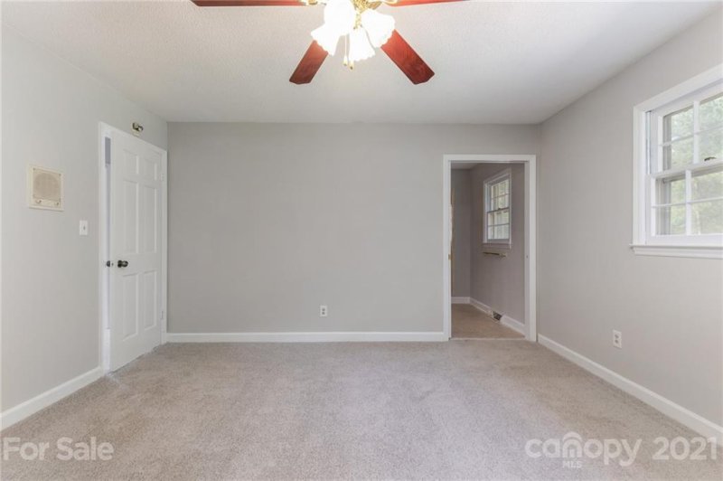 Property image 4 at 879 Nightingale Road, Rock Hill, SC 29732