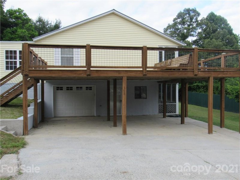 Property image 3 at 364 Hunters Ridge Drive, Mills River, NC 28759