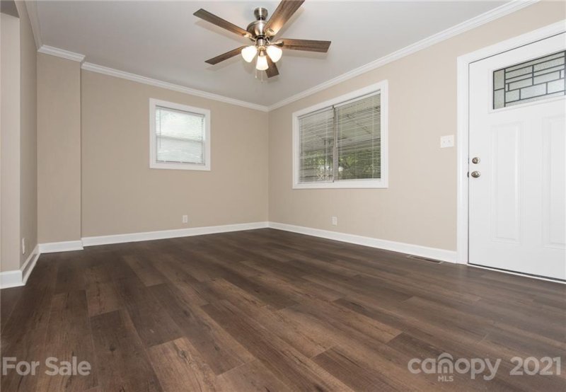 Property image 5 at 302 Digh Street, Gastonia, NC 28052