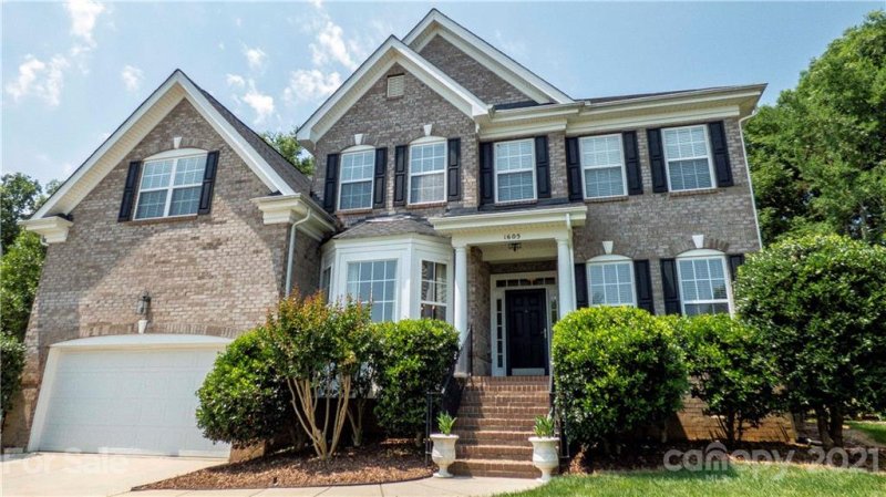 Property image 2 at 1605 Ballwood Court, Charlotte, NC 28227