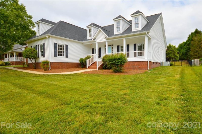 Property image 2 at 907 Houston Drive, Monroe, NC 28110