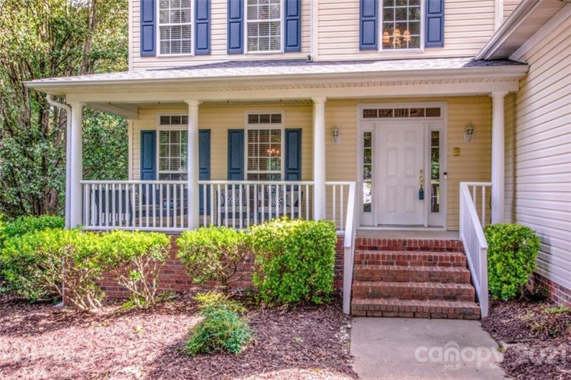 Property image 3 at 5030 Flagstone Court, Harrisburg, NC 28075