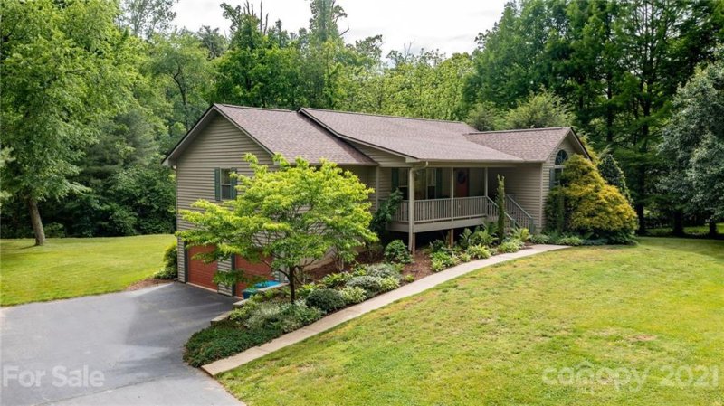 19 Evening Shade Drive