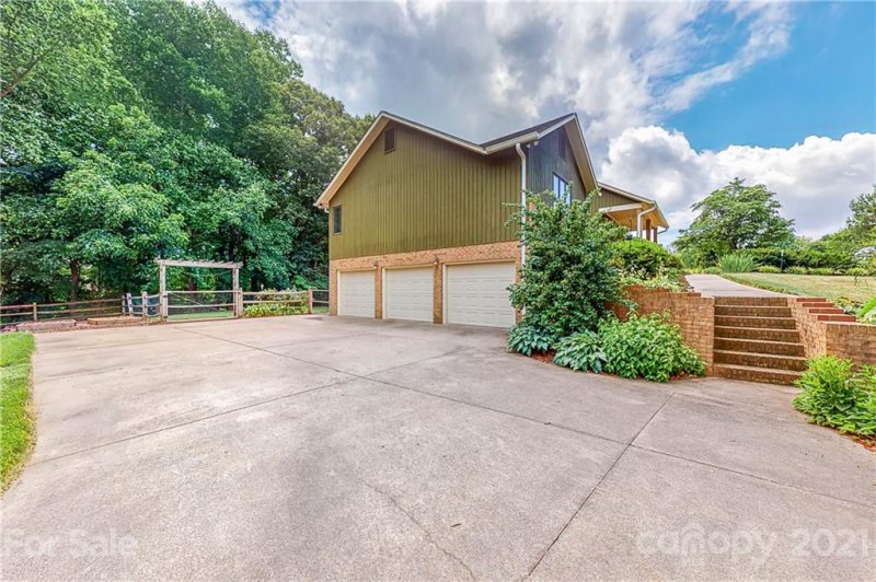 Property image 5 at 146 Renaissance Place, Statesville, NC 28625