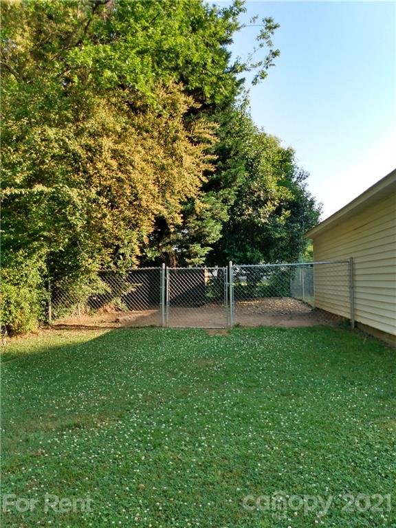 Property image 4 at 1106 Balthis Drive, Gastonia, NC 28054
