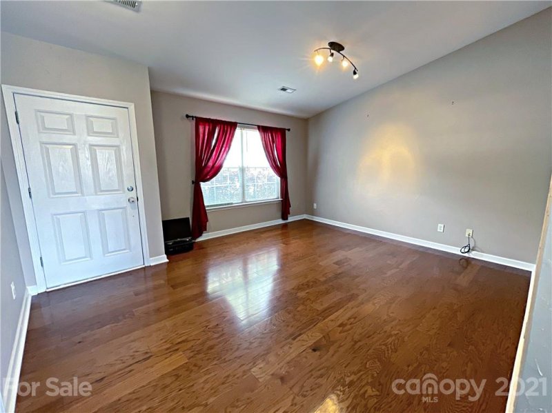 Property image 2 at 1945 8th Street Lane, Hickory, NC 28602