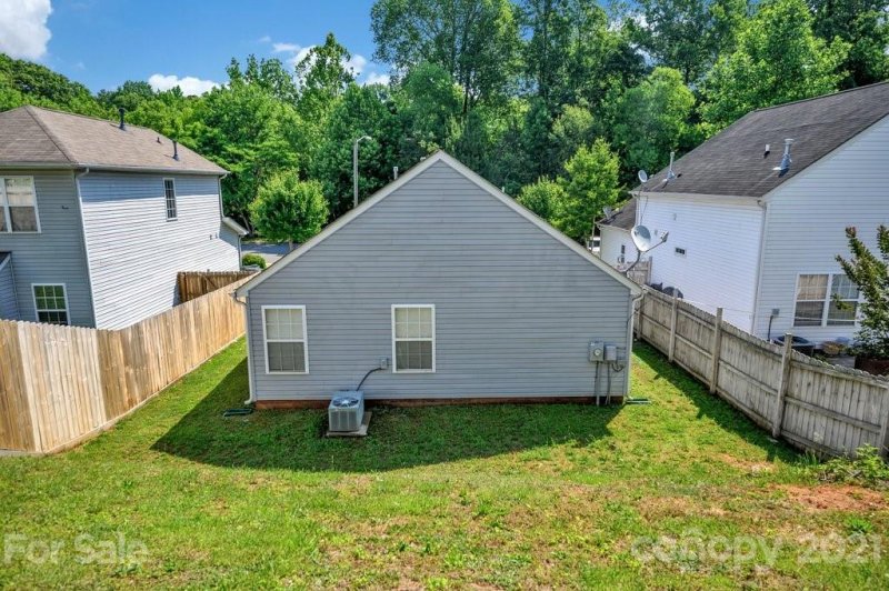 Property image 4 at 2126 Downing Street, Charlotte, NC 28205