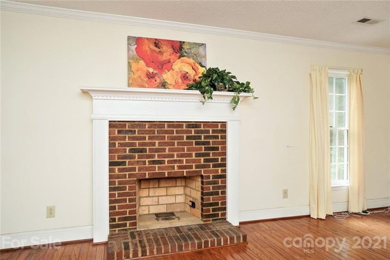 Property image 5 at 10419 Rosemallow Road, Charlotte, NC 28213
