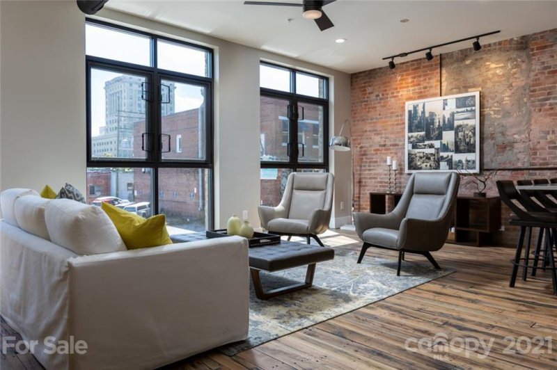 Property image 4 at 17 N Market Street, Asheville, NC 28801