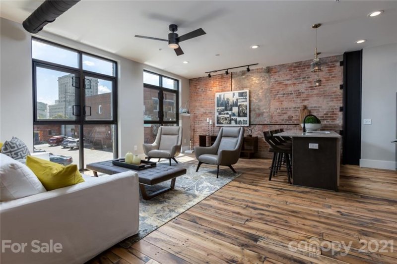 Property image 5 at 17 N Market Street, Asheville, NC 28801