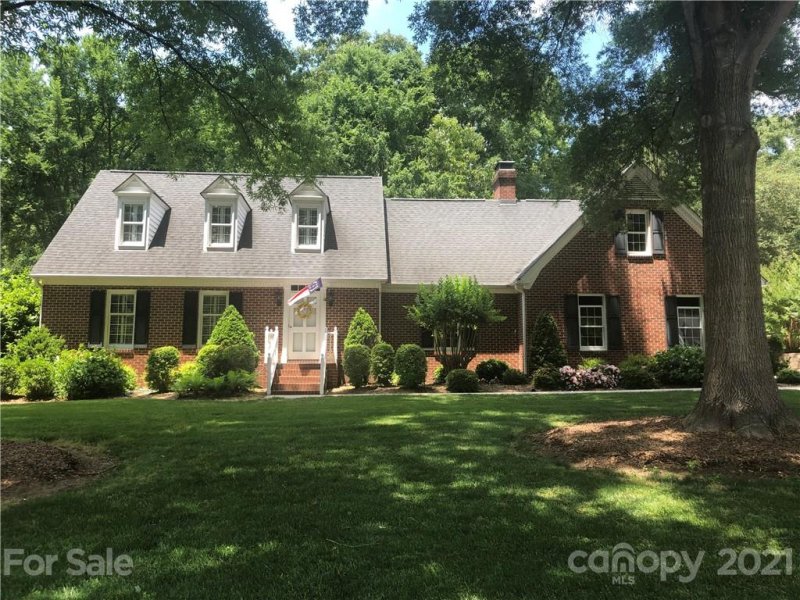 Property image 2 at 777 Millbrook Court, Concord, NC 28025