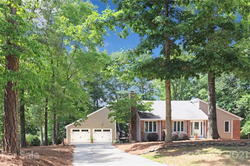 Property image 2 at 7211 Colleton Place, Charlotte, NC 28270