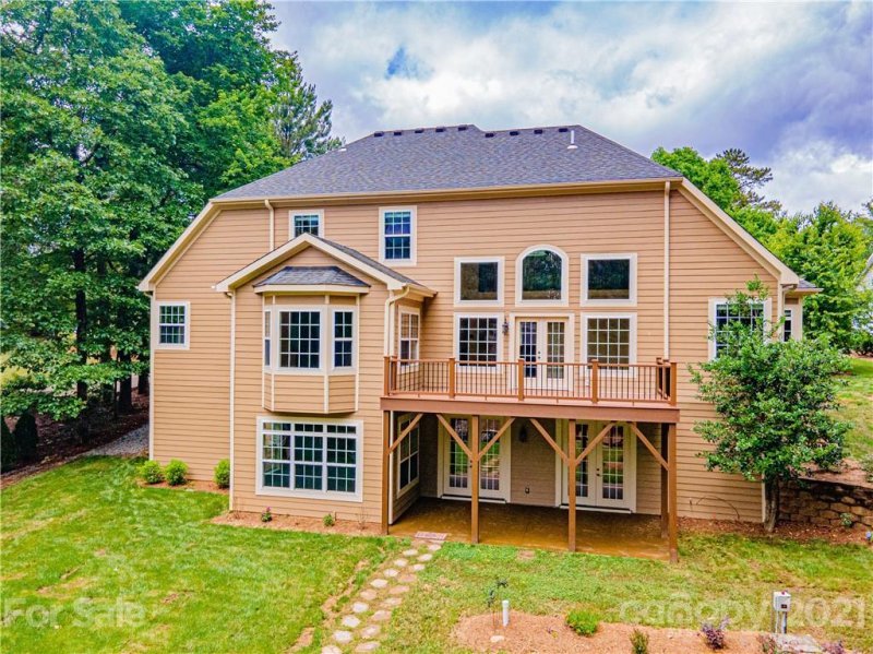 Property image 5 at 2676 Camden Pointe Drive, Sherrills Ford, NC 28673