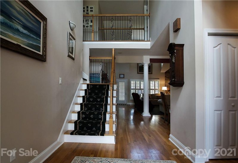 Property image 2 at 3108 18th Street, Hickory, NC 28601