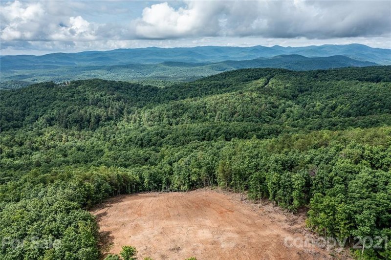 3824 Mountain Vista Drive