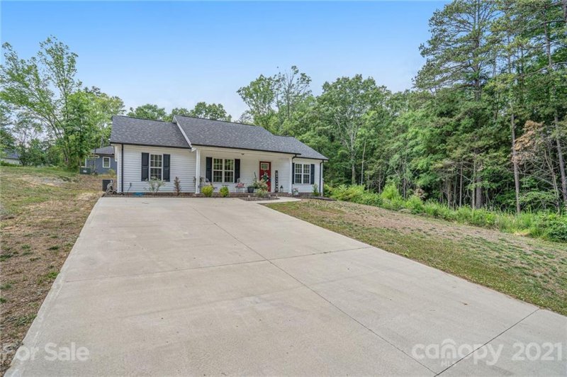 Property image 3 at 47 Lakewood Court, Concord, NC 28027