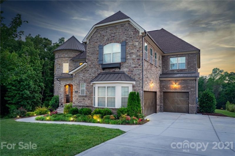 Property image 3 at 1200 Ladera Drive, Waxhaw, NC 28173