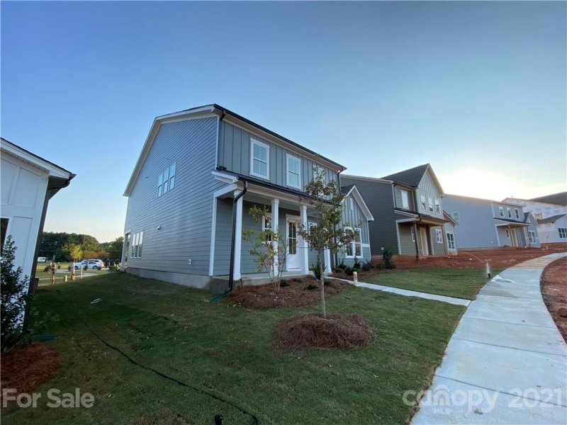 Property image 2 at 12215 Anne Blount Alley, Davidson, NC 28078