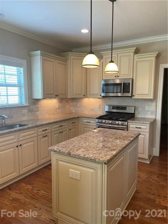 Property image 3 at 2330 Shiny Leaf Drive, Denver, NC 28037