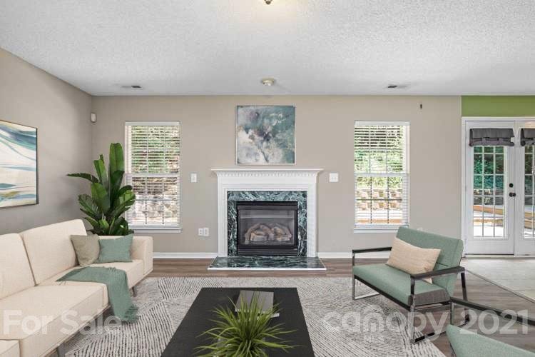 Property image 2 at 521 Red Oak Court, Tega Cay, SC 29708