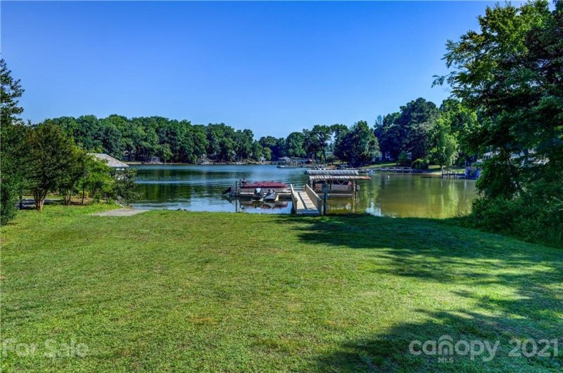 Property image 2 at 215 Shady Cove Road, Troutman, NC 28166