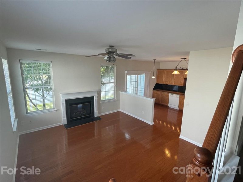 Property image 5 at 7519 Bluff Point Lane, Denver, NC 28037