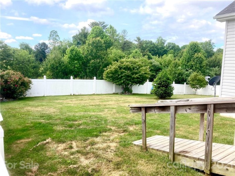 Property image 5 at 77 Virginia Loop Lane, Hendersonville, NC 28792