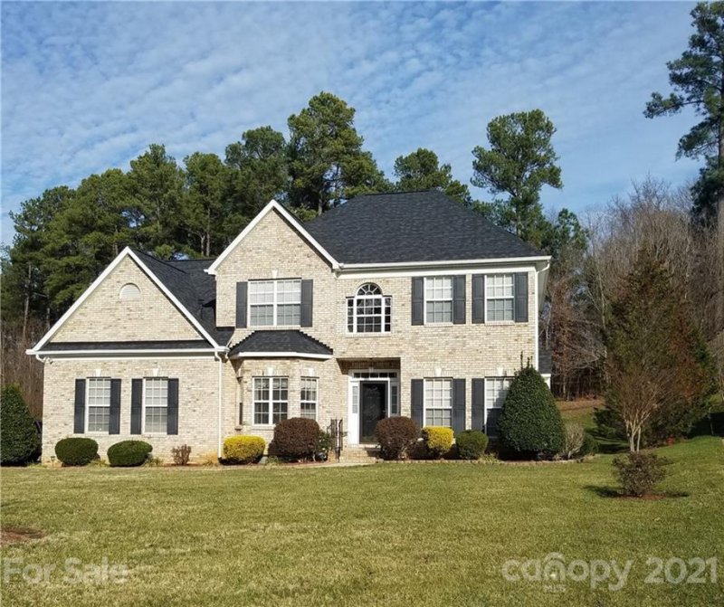 5367 Harvest Hill Drive