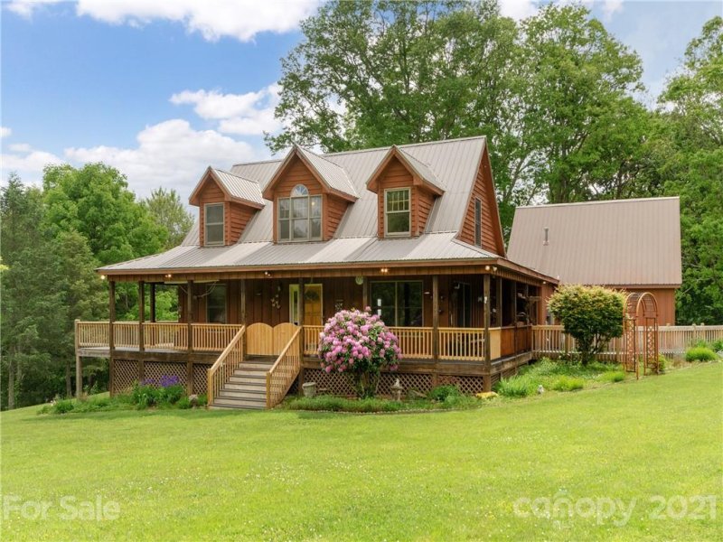 Property image 3 at 531 Pioneer Ridge Road, Canton, NC 28716