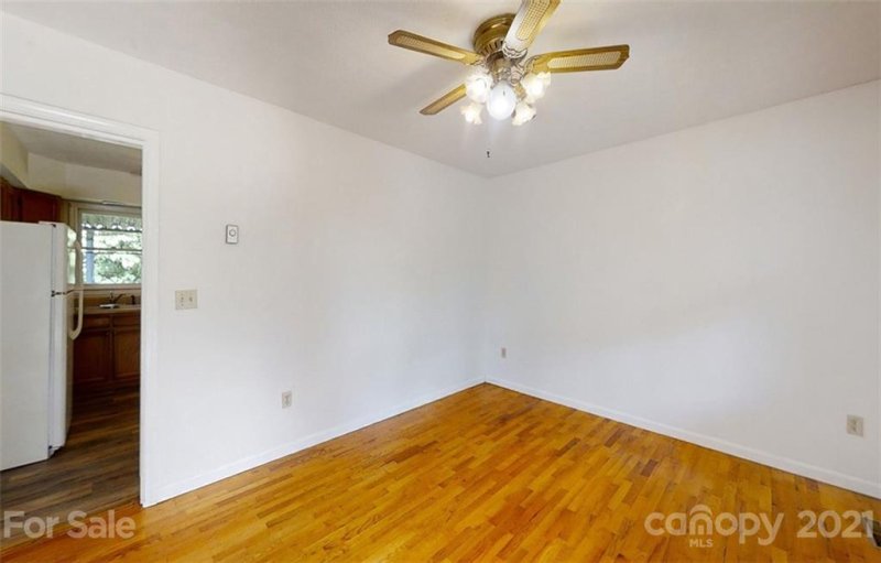 Property image 5 at 377 Brooklyn Road, Asheville, NC 28803