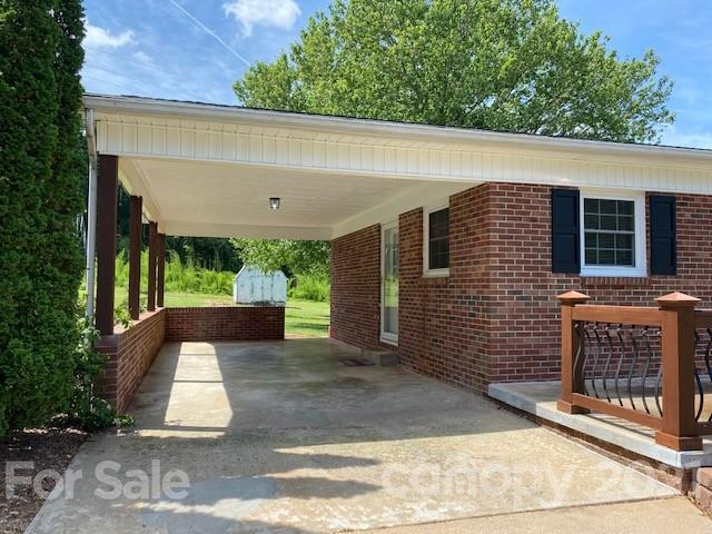 Property image 3 at 2318 22nd Avenue, Hickory, NC 28601