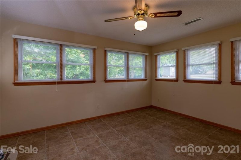 Property image 4 at 104 Country Creek Drive, Kings Mountain, NC 28086