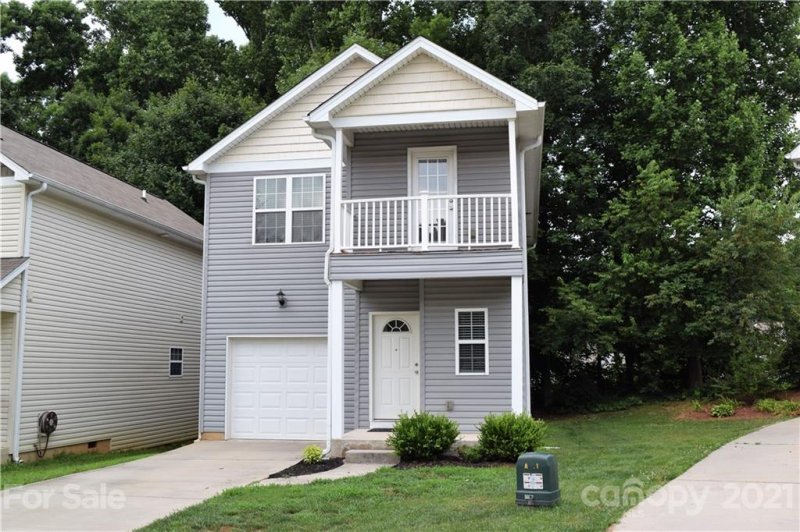 Property image 2 at 149 High Bluff Circle, Mooresville, NC 28115