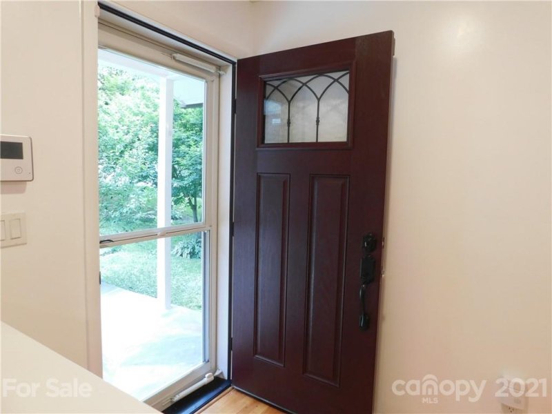 Property image 3 at 418 Comet Drive, Hendersonville, NC 28791