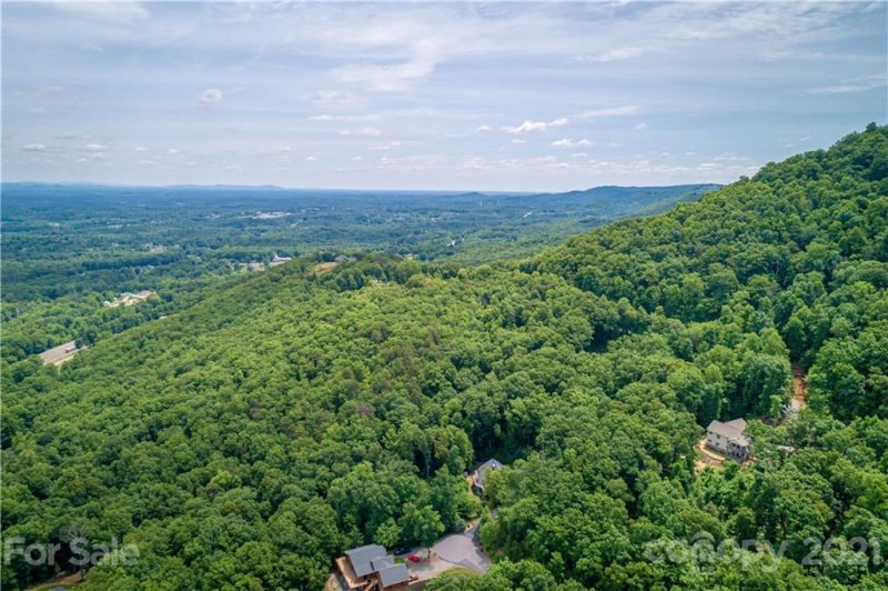 Property image 4 at 3056 North Face Drive, Valdese, NC 28690