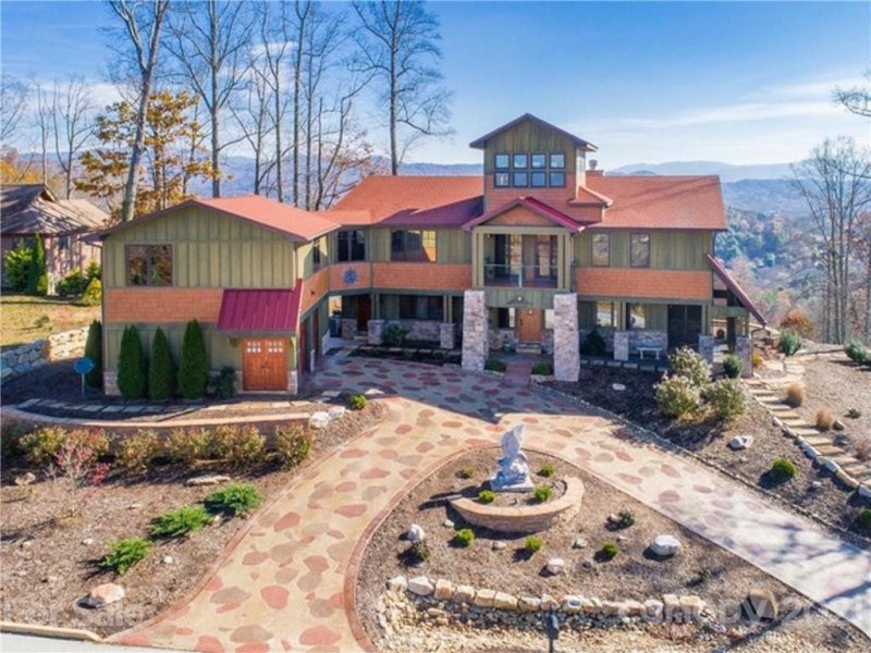 Property image 3 at 5 Chimney Crest Drive, Asheville, NC 28806