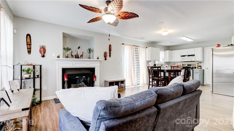 Property image 2 at 7103 Indian Ridge Lane, Charlotte, NC 28214