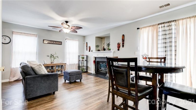 Property image 3 at 7103 Indian Ridge Lane, Charlotte, NC 28214