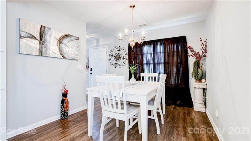 Property image 5 at 7103 Indian Ridge Lane, Charlotte, NC 28214