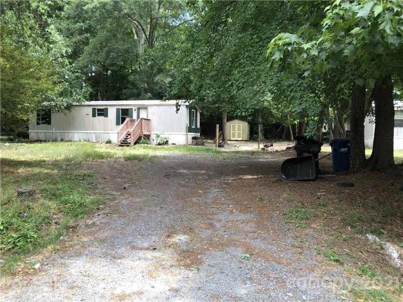 Property image 3 at 4623 Forestmont Drive, Matthews, NC 28105