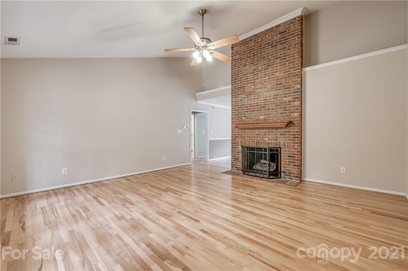 Property image 4 at 811 Augustus Court, Rock Hill, SC 29730