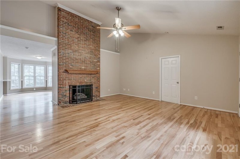 Property image 5 at 811 Augustus Court, Rock Hill, SC 29730