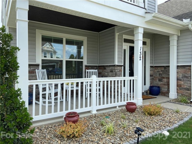 Property image 2 at 132 Suggs Mill Drive, Mooresville, NC 28115