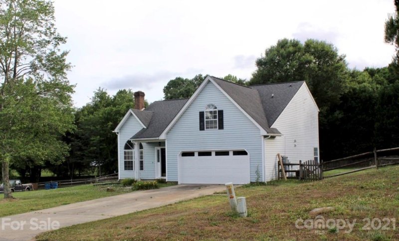 Property image 2 at 8552 Indian Summer Trail, Harrisburg, NC 28075